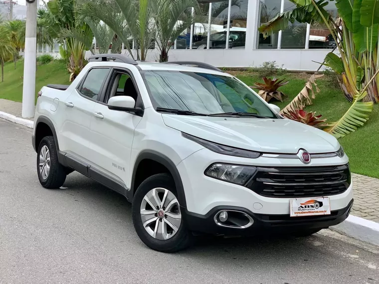 Fiat Toro Branco 12