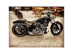 Harley-Davidson Breakout