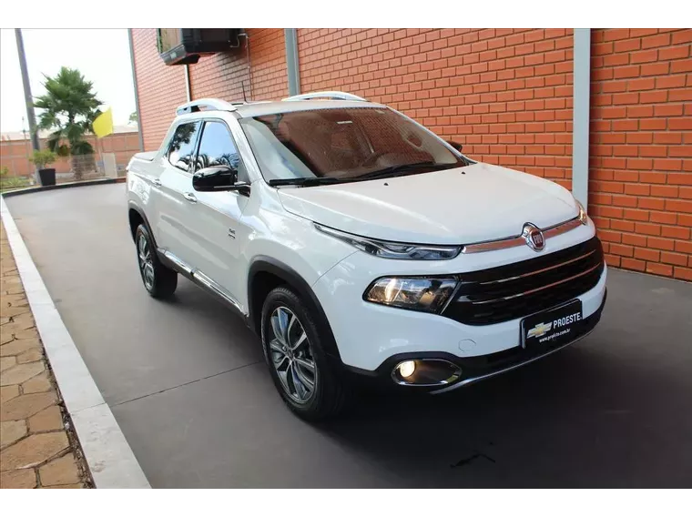 Fiat Toro Branco 6