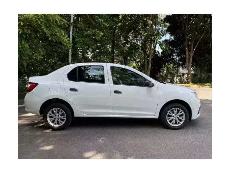 Renault Logan Branco 9