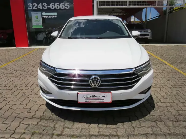 Volkswagen Jetta Branco 13