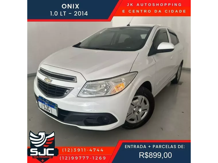 Chevrolet Onix Branco 9