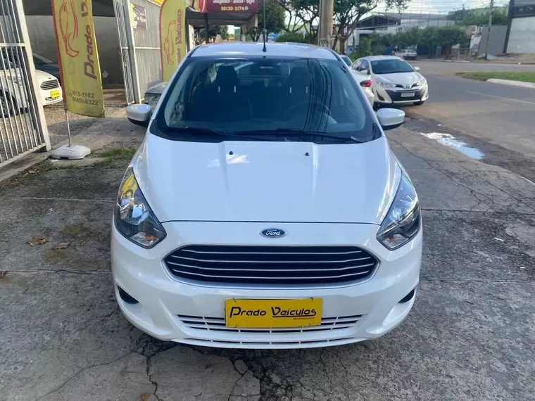 Ford KA Branco 13