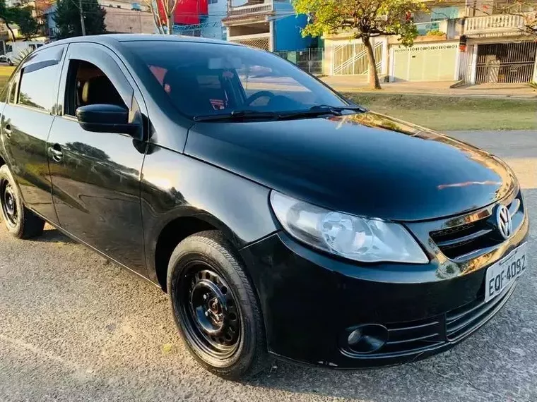 Volkswagen Voyage Preto 4