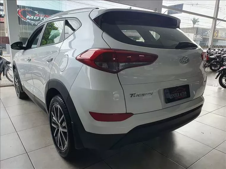 Hyundai Tucson Branco 8