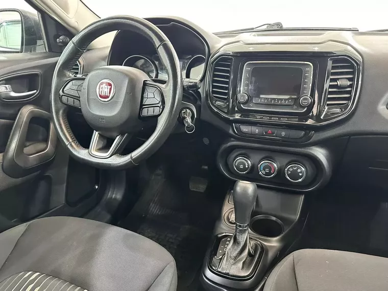 Fiat Toro Branco 12