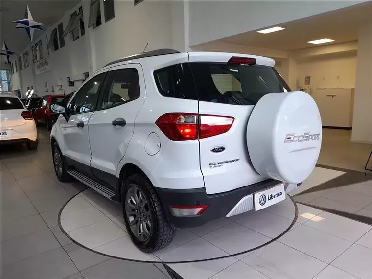 Ford Ecosport Branco 11