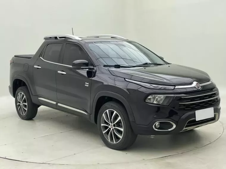 Fiat Toro Preto 6