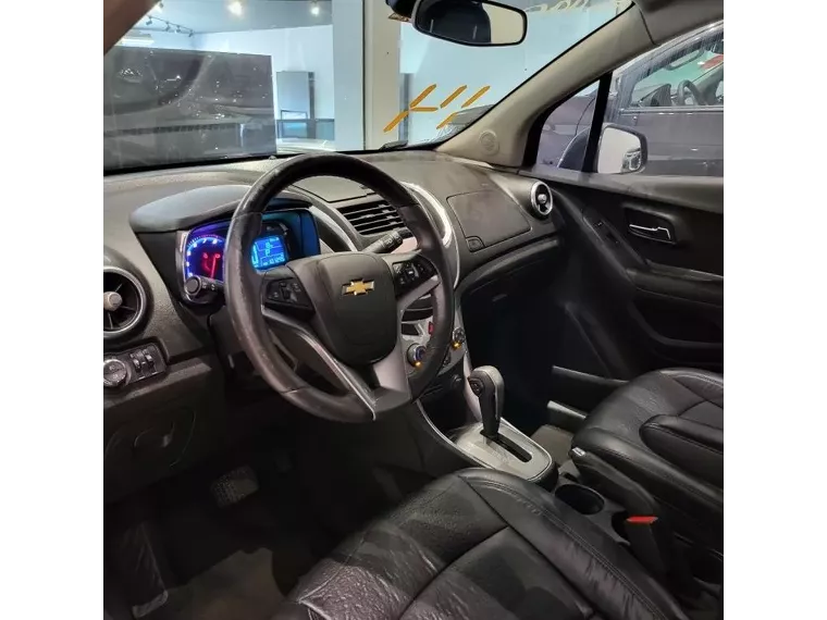 Chevrolet Tracker Cinza 2