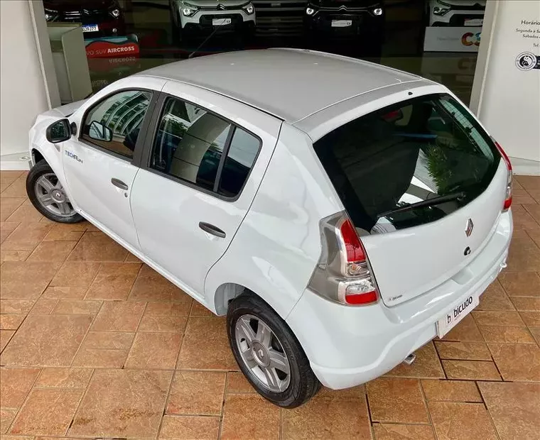 Renault Sandero Branco 1