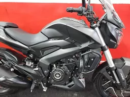 Bajaj Dominar