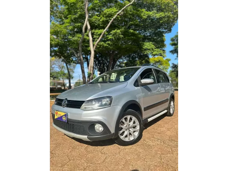 Volkswagen Space Cross Prata 7