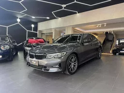 320i