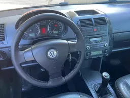 Volkswagen Polo Sedan