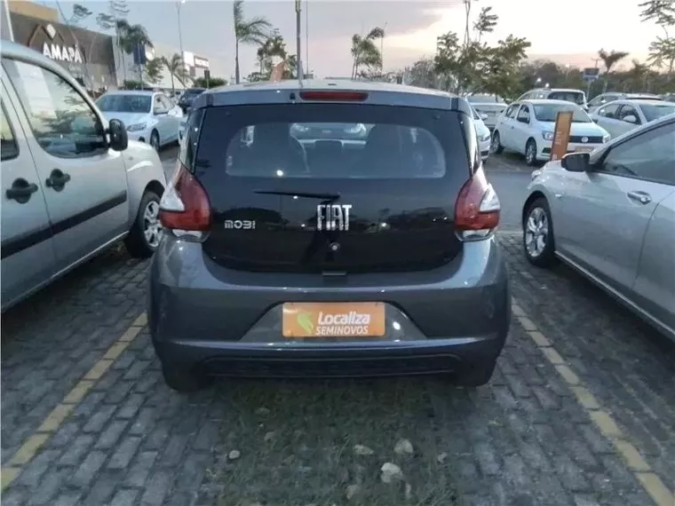 Fiat Mobi Prata 12