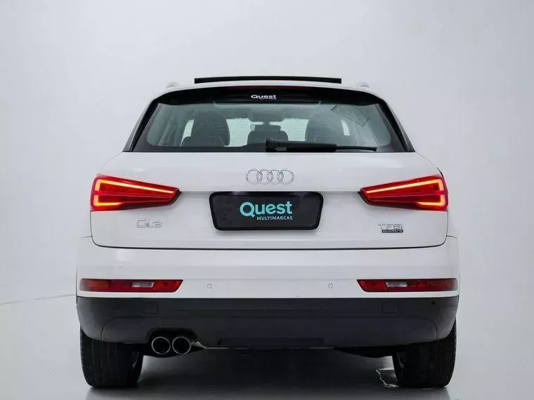 Audi Q3 Branco 15