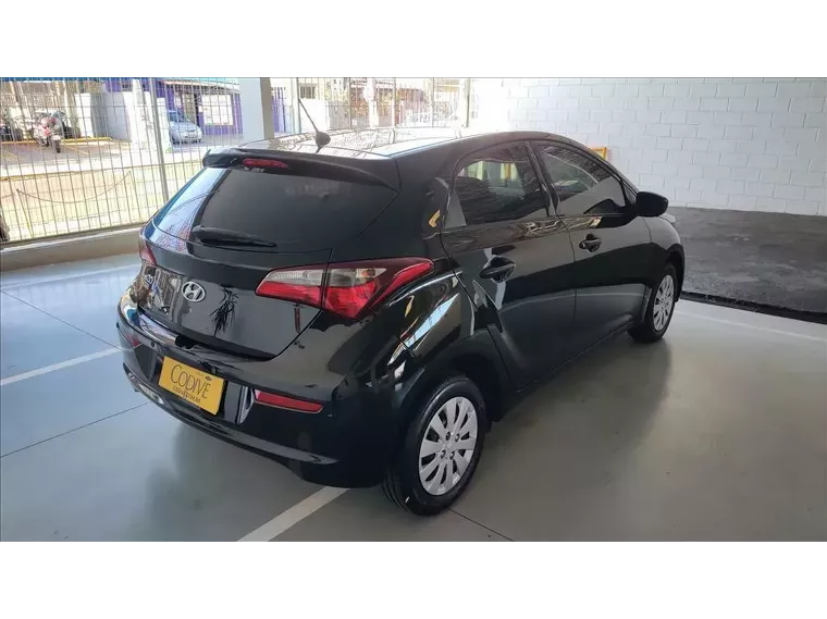 Hyundai HB20 Preto 5