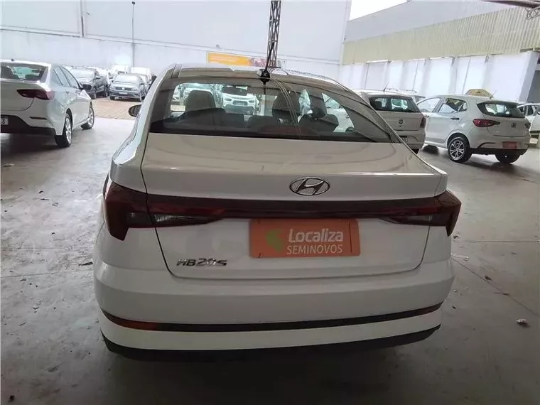 Hyundai HB20S Branco 4