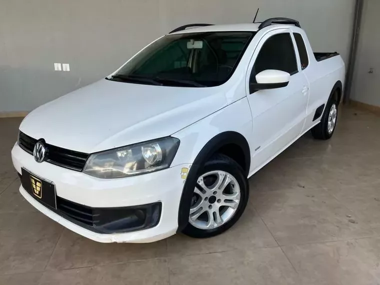 Volkswagen Saveiro Branco 4