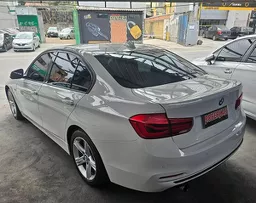 BMW 320i