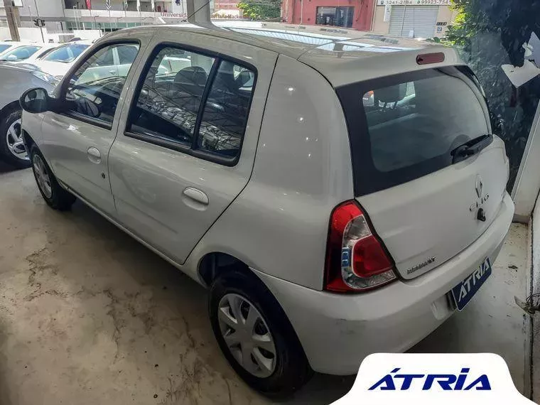 Renault Clio Branco 4