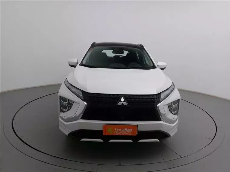 Mitsubishi Eclipse Cross Branco 11