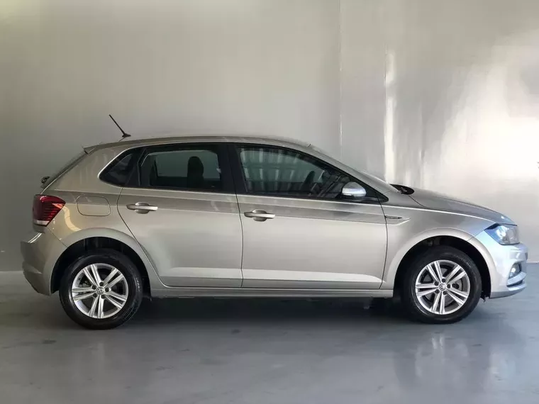 Volkswagen Polo Hatch Prata 14