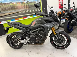 Tracer 900