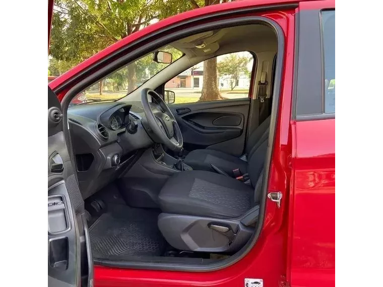 Ford KA Vermelho 3