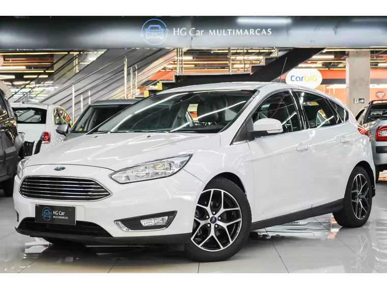 Ford Focus Branco 4