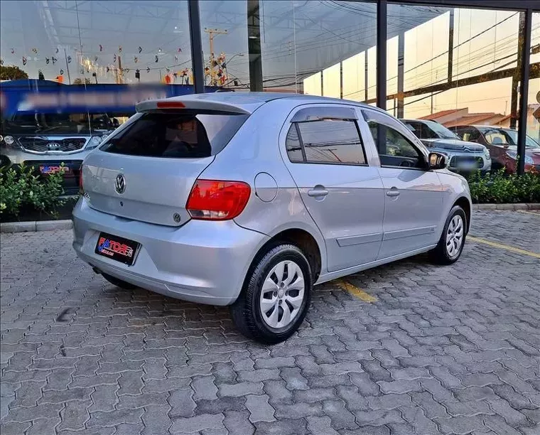 Volkswagen Gol Prata 8