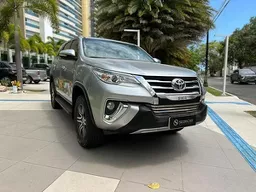 Toyota Hilux SW4