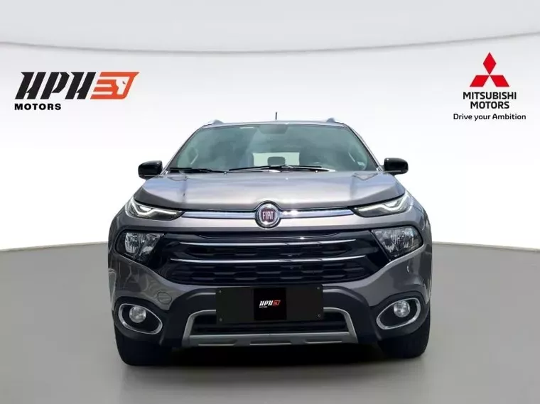 Fiat Toro Marrom 5