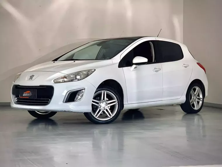 Peugeot 308 Branco 11