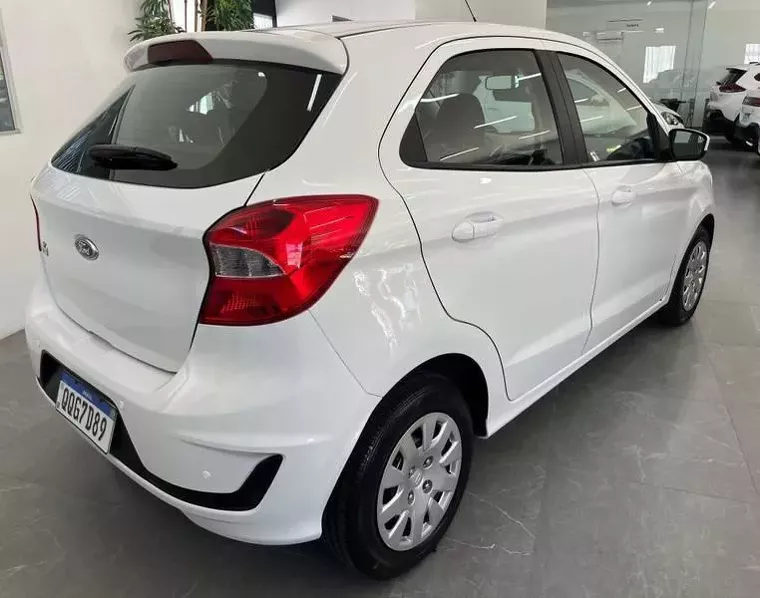 Ford KA Branco 9