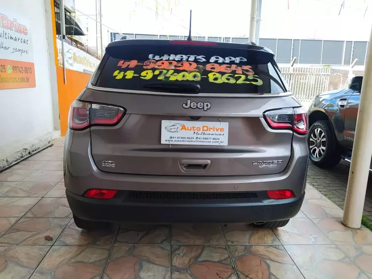 Jeep Compass Cinza 11