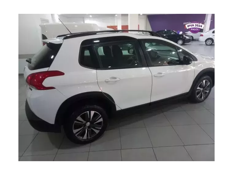 Peugeot 2008 Branco 4