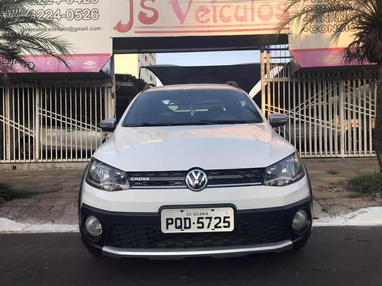 Volkswagen Saveiro Branco 32