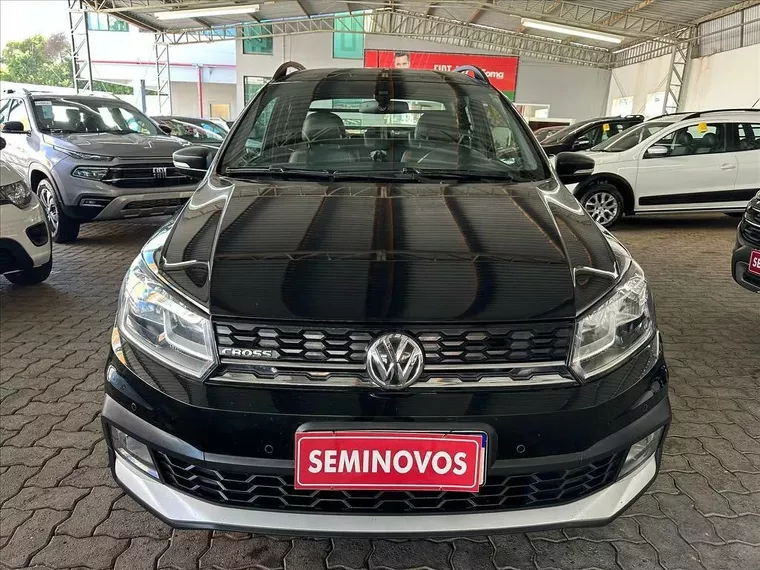 Volkswagen Saveiro Preto 6