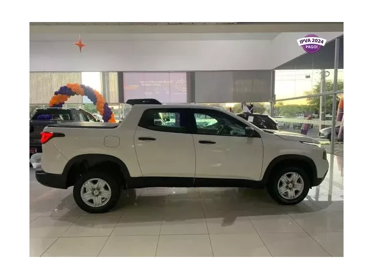 Fiat Toro Branco 2