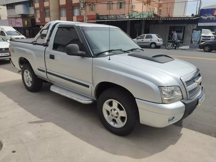 Chevrolet S10 Prata 9