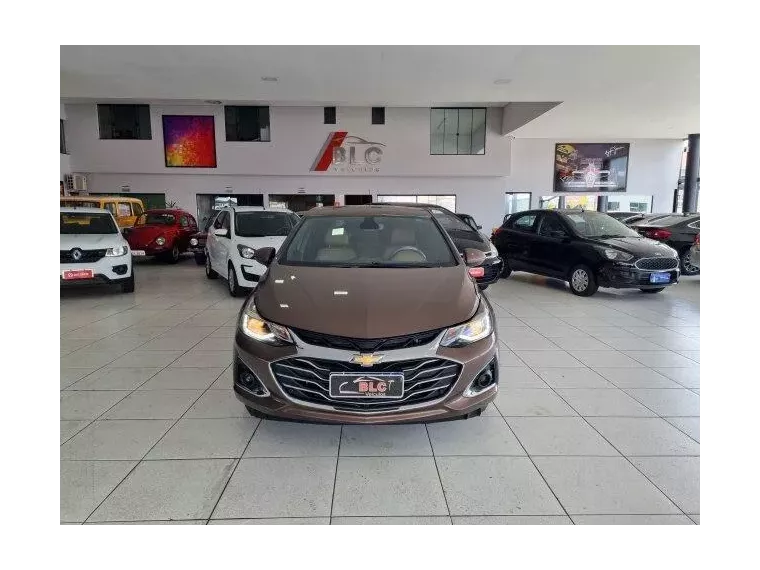 Chevrolet Cruze Marrom 4