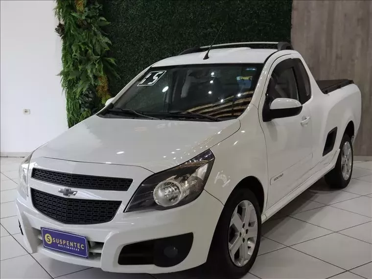 Chevrolet Montana Branco 6