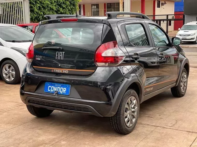 Fiat Mobi Preto 8