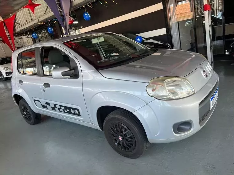 Fiat Uno Prata 1