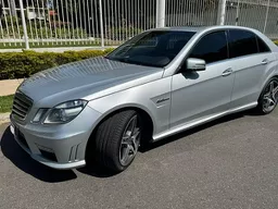 Mercedes-benz E 63 AMG