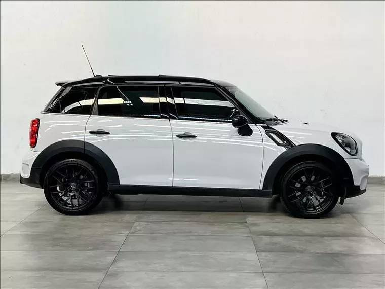 Mini Countryman Branco 6