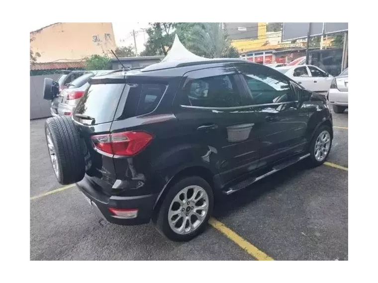 Ford Ecosport Preto 5