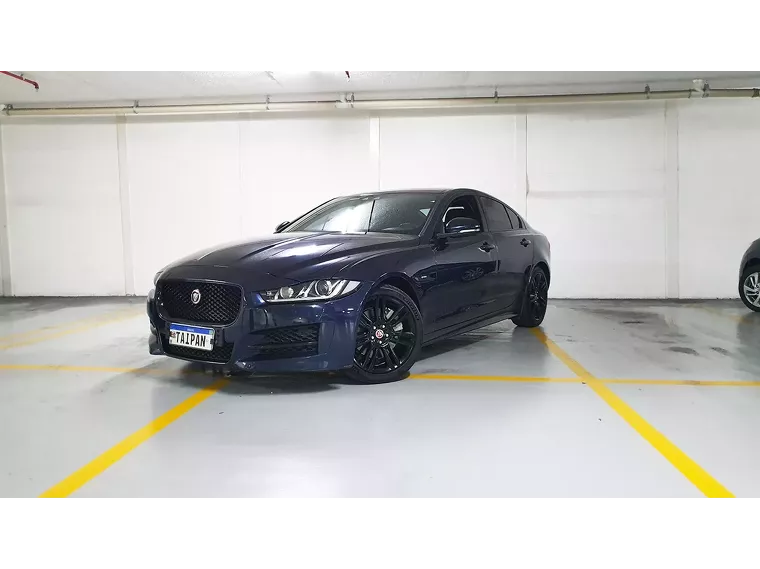 Jaguar XE Azul 2