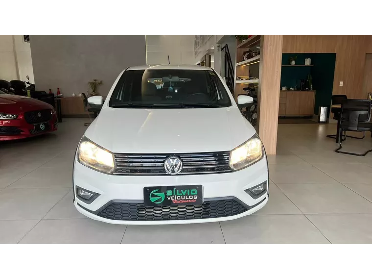 Volkswagen Gol Branco 4